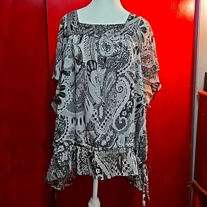 Apt9 Black & Gray Top